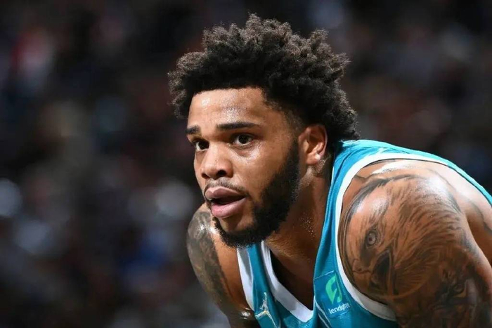 脚出球时就 脚出球时就