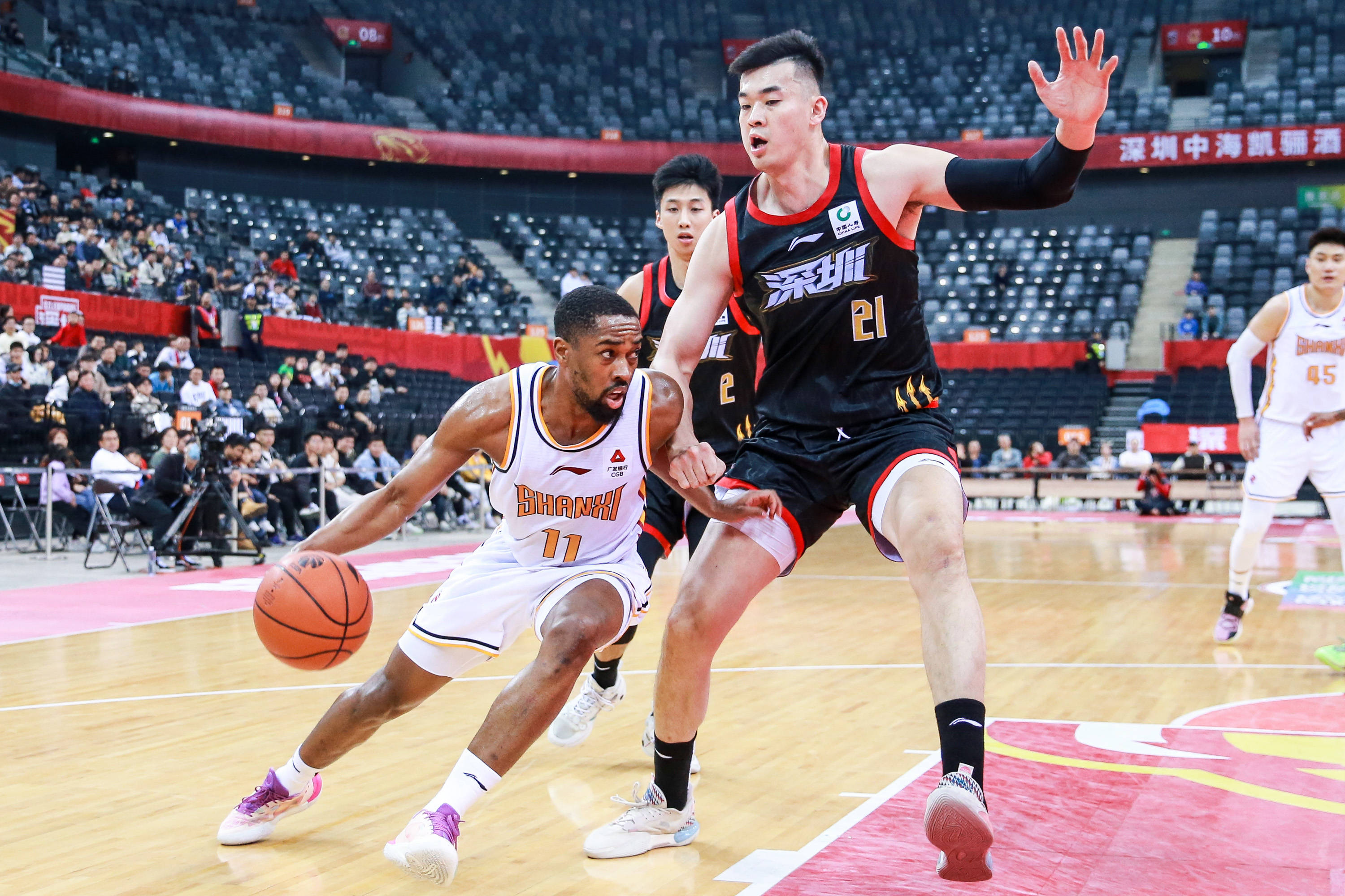 以轻灵笔触 以轻灵笔触